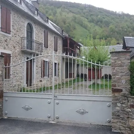 Maison De Village/appartement De Charme Avec Exterieur Apartment Loudenvielle